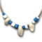 Modrý náhrdelník z kostí.png